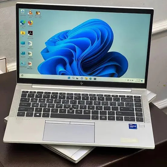 ল্যাপটপ HP EliteBook 840 G8 16GB Intel Core I5 SSD 16 GB