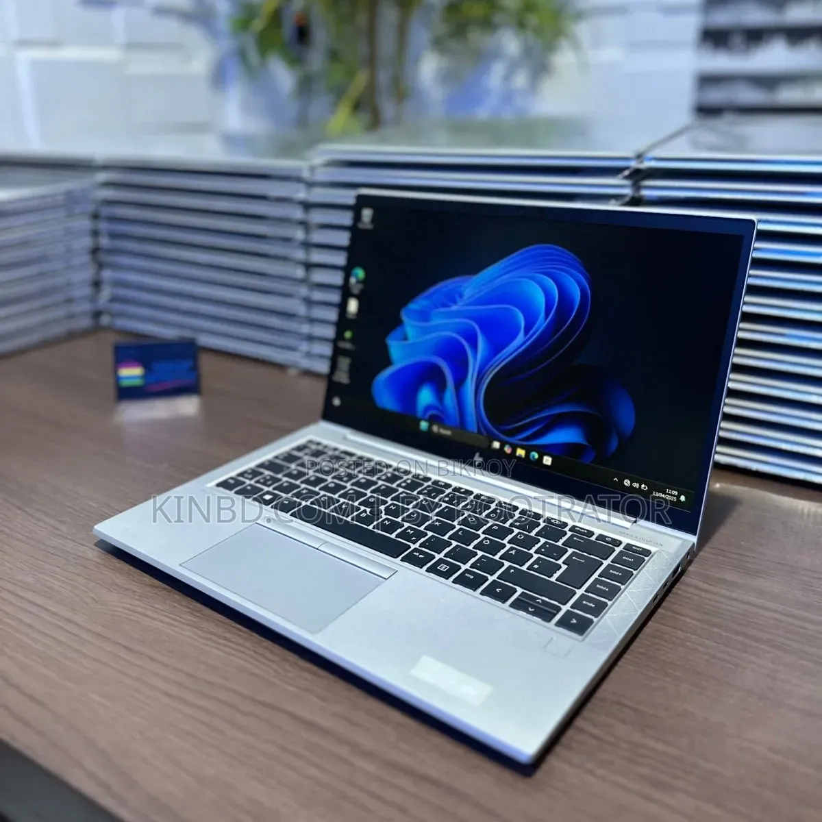 ল্যাপটপ HP EliteBook 840 G8 16GB Intel Core I5 SSD 16 GB