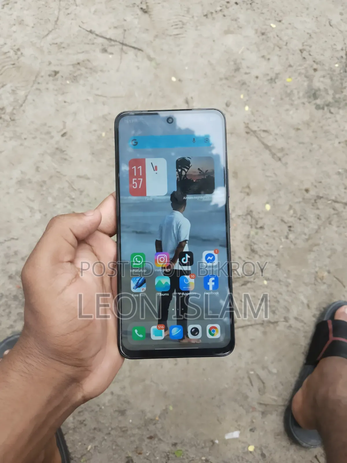 আইকিউওও ১২৮ জিবি ব্ল্যাক