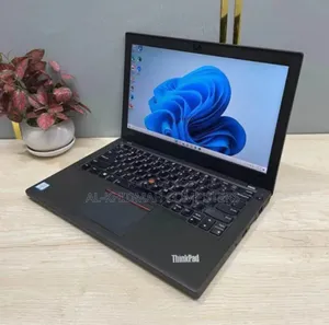 Laptop Lenovo ThinkPad X270 8GB Intel Core I7 SSD 128GB