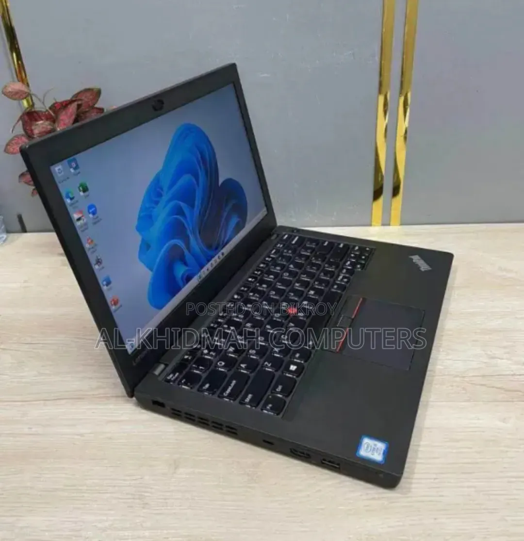 Laptop Lenovo ThinkPad X270 8GB Intel Core I7 SSD 128GB