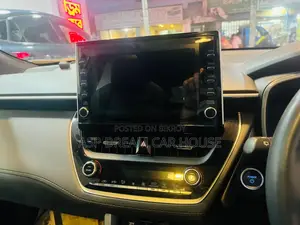 Toyota Corolla Cross 2022 Blue