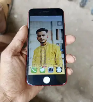 অ্যাপল আইফোন ৭ ৩২ জিবি রেড