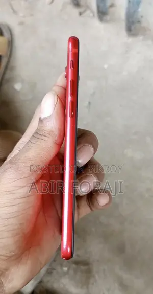 অ্যাপল আইফোন ৭ ৩২ জিবি রেড