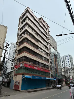 Office Space Rent in Commercial Building
