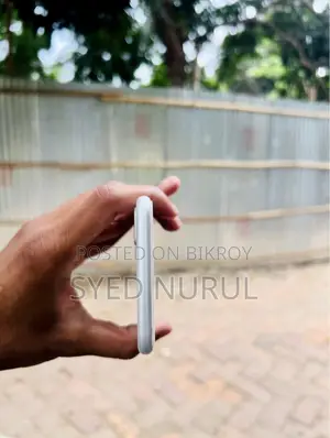 Apple iPhone 8 Plus 64 GB White