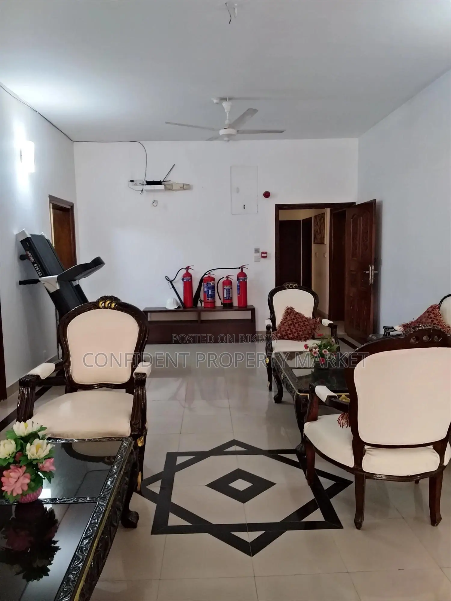 গুলশানে ভাড়ার জন্য ফার্নিশড ৩ বেডরুমের অ্যাপার্টমেন্ট
