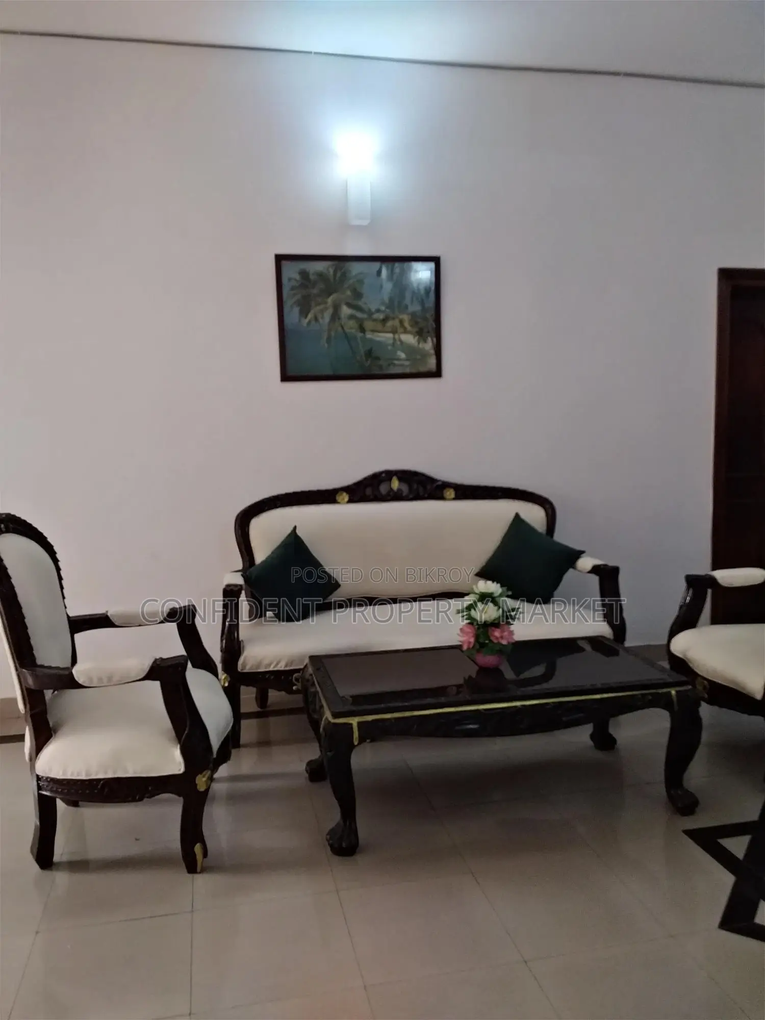 গুলশানে ভাড়ার জন্য ফার্নিশড ৩ বেডরুমের অ্যাপার্টমেন্ট