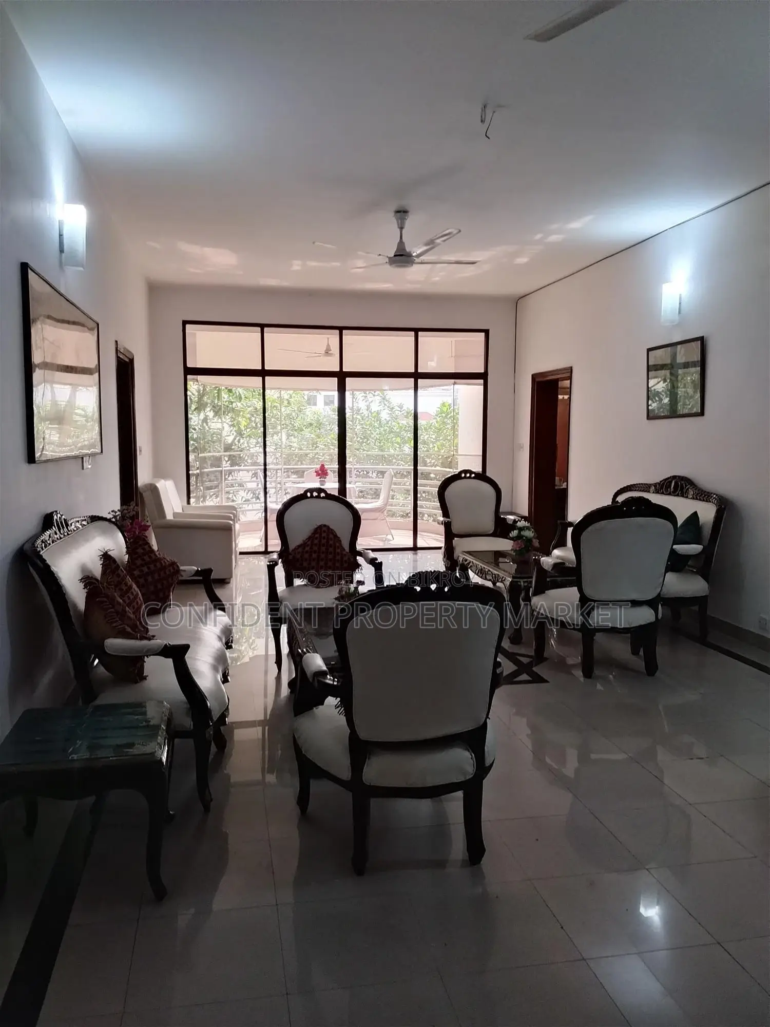 গুলশানে ভাড়ার জন্য ফার্নিশড ৩ বেডরুমের অ্যাপার্টমেন্ট