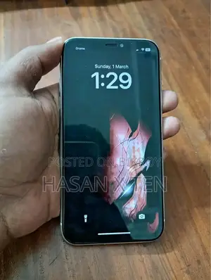 Apple iPhone XR 64 GB White