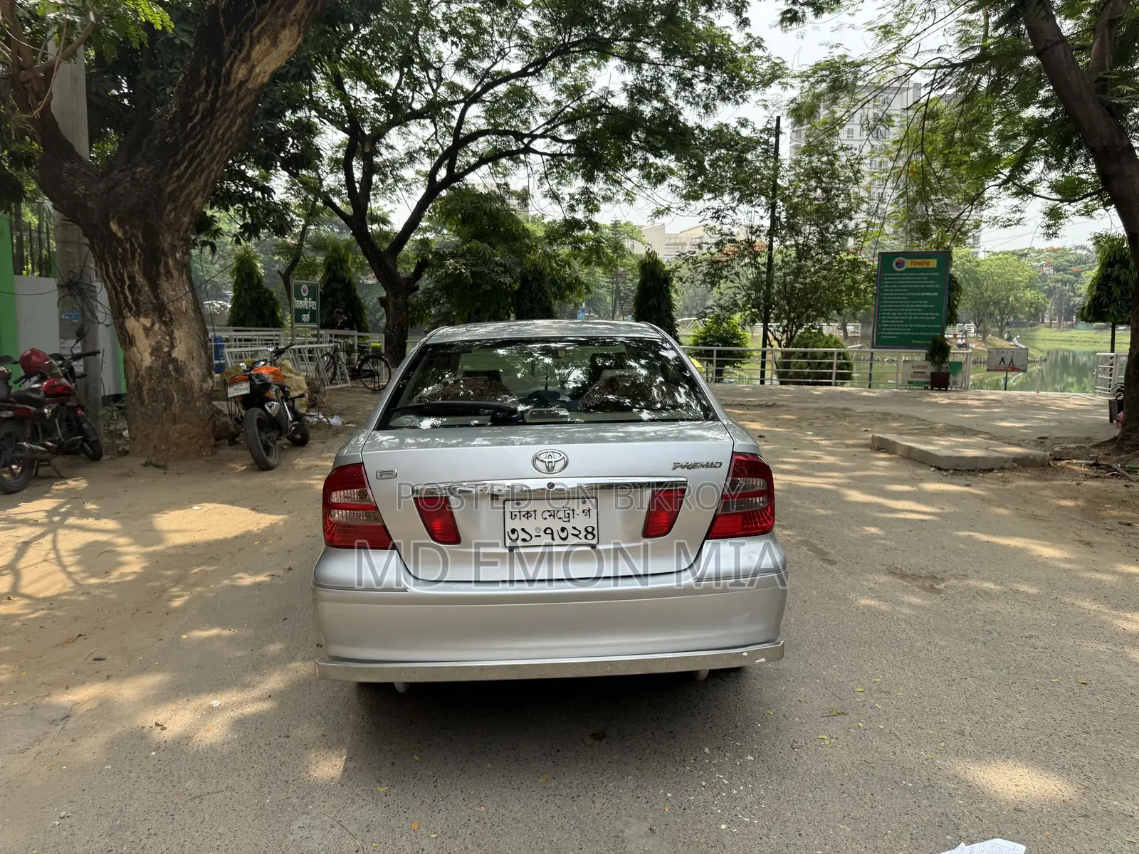টয়োটা প্রিমিয়ো ২০০৫ সিলভার