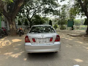 টয়োটা প্রিমিয়ো ২০০৫ সিলভার