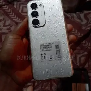 Tecno Spark 40 Pro 256 GB সিলভার