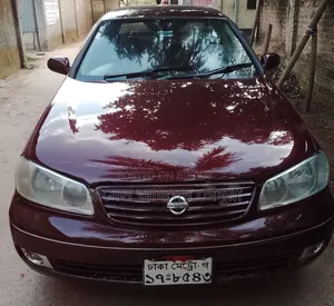 Nissan Sunny 2005 Red