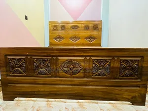 ফুল বক্স খাট।