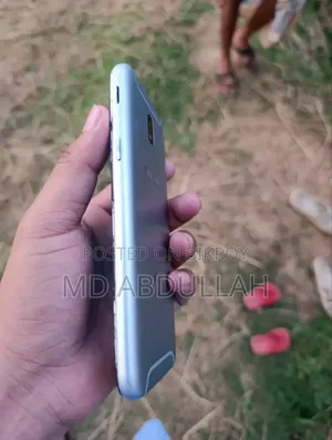 Samsung Galaxy J5 Pro 32 GB