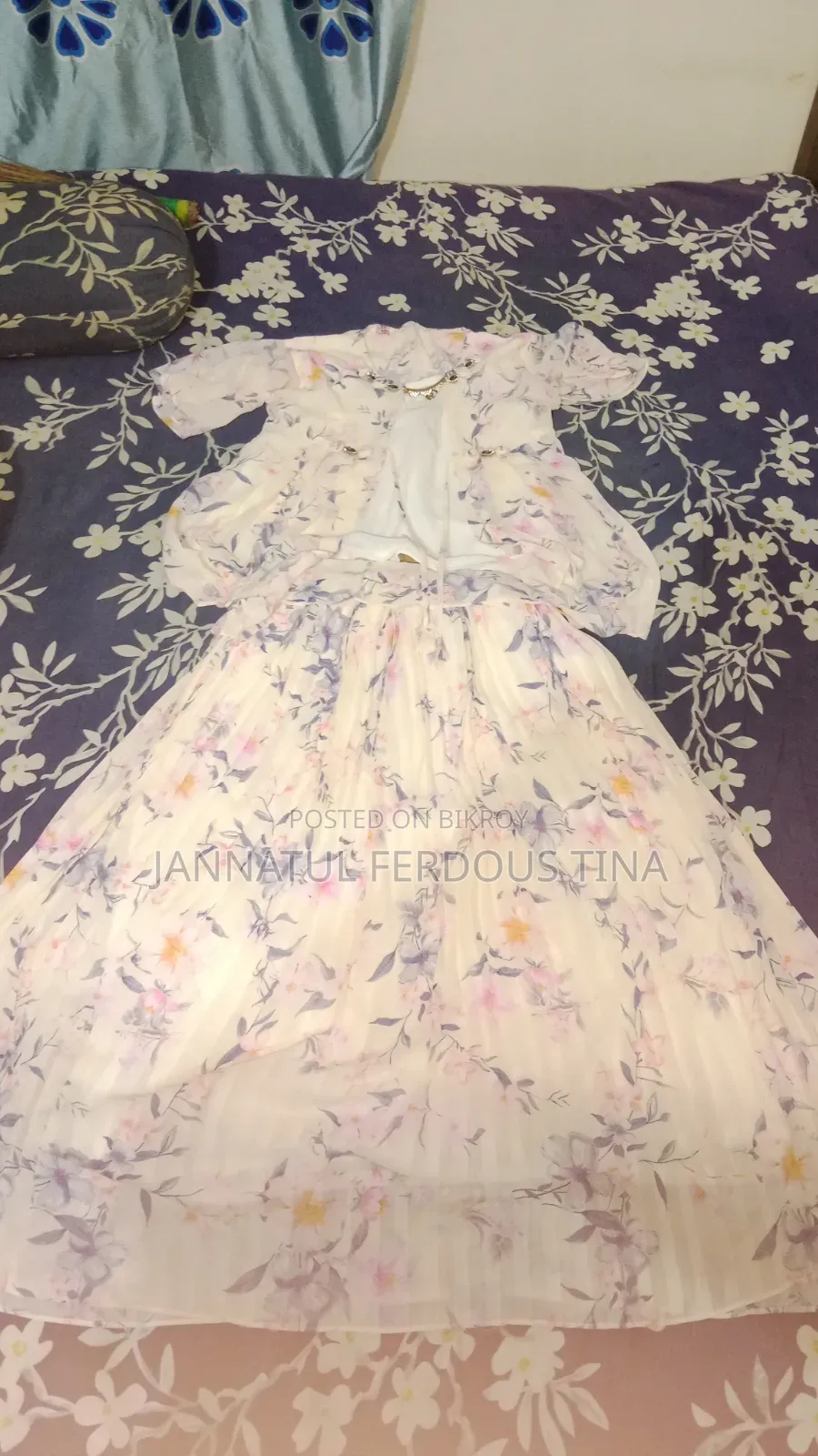 টপ এবং স্কার্ট সেট