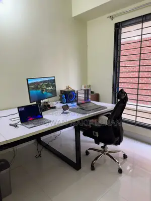 6 Person Office Table