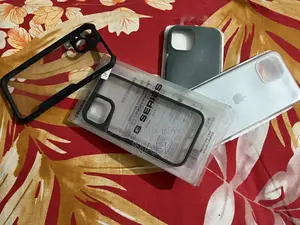 iPhone 13/14/15 Back Covers (4)