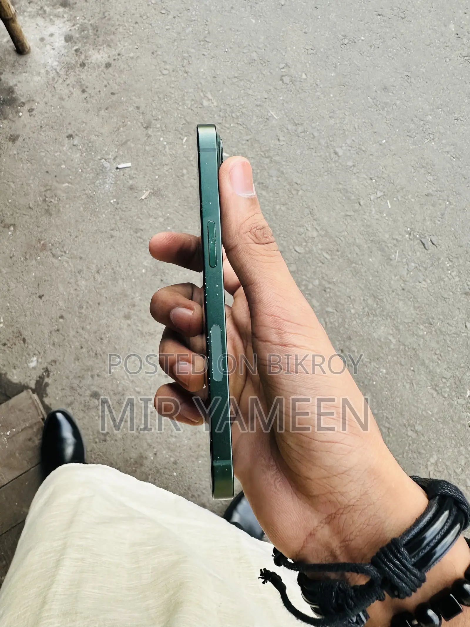 Apple iPhone 13 128 GB Green
