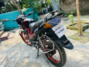 Yamaha Gear 2009 Red