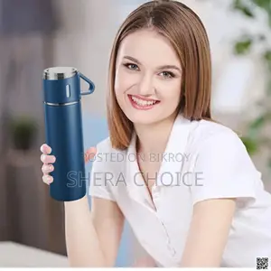 Premium Vacuum Flask Gift Set With 3 Cups