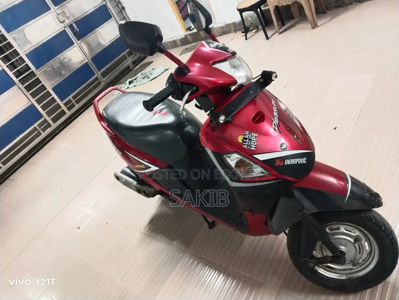 Hero Pleasure 2012 Red