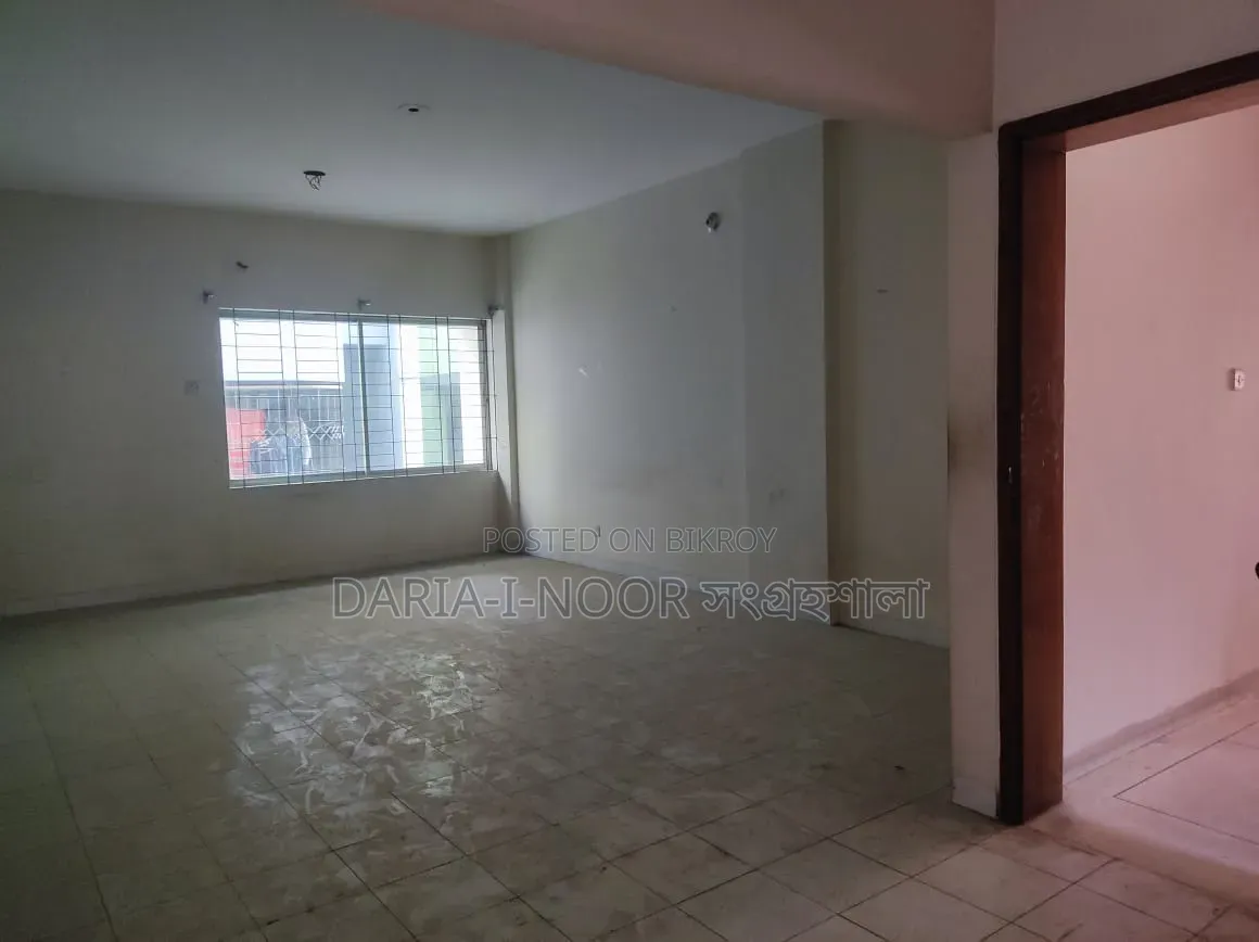 3bdrm Apartment in June 05, Dhanmondi for Sale