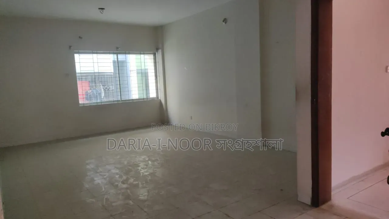 3bdrm Apartment in June 05, Dhanmondi for Sale