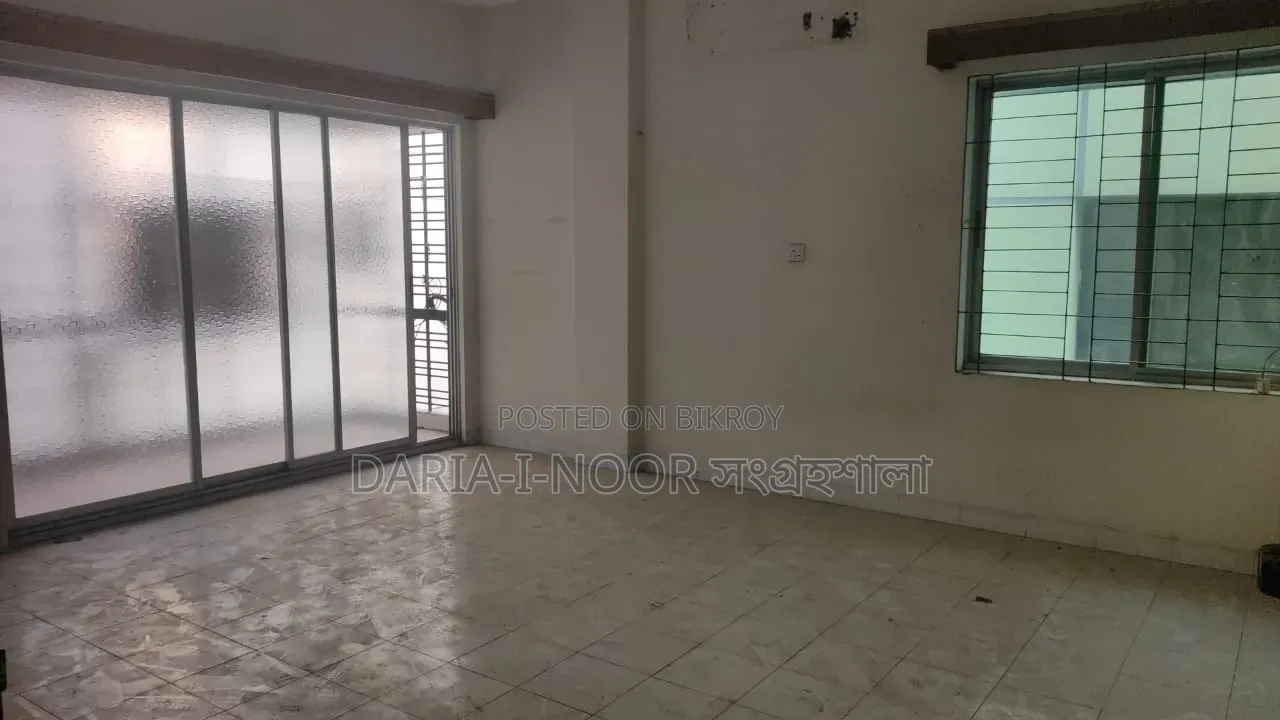 3bdrm Apartment in June 05, Dhanmondi for Sale