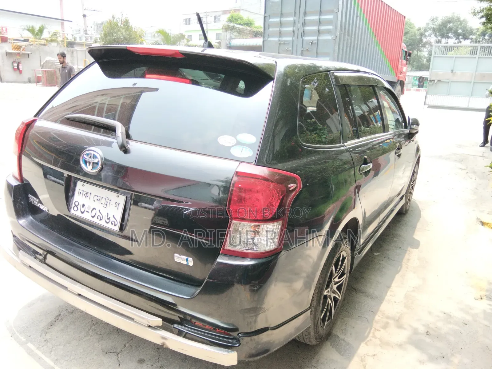 Toyota Corolla Fielder 1.5 Hybrid FWD 2014 Black