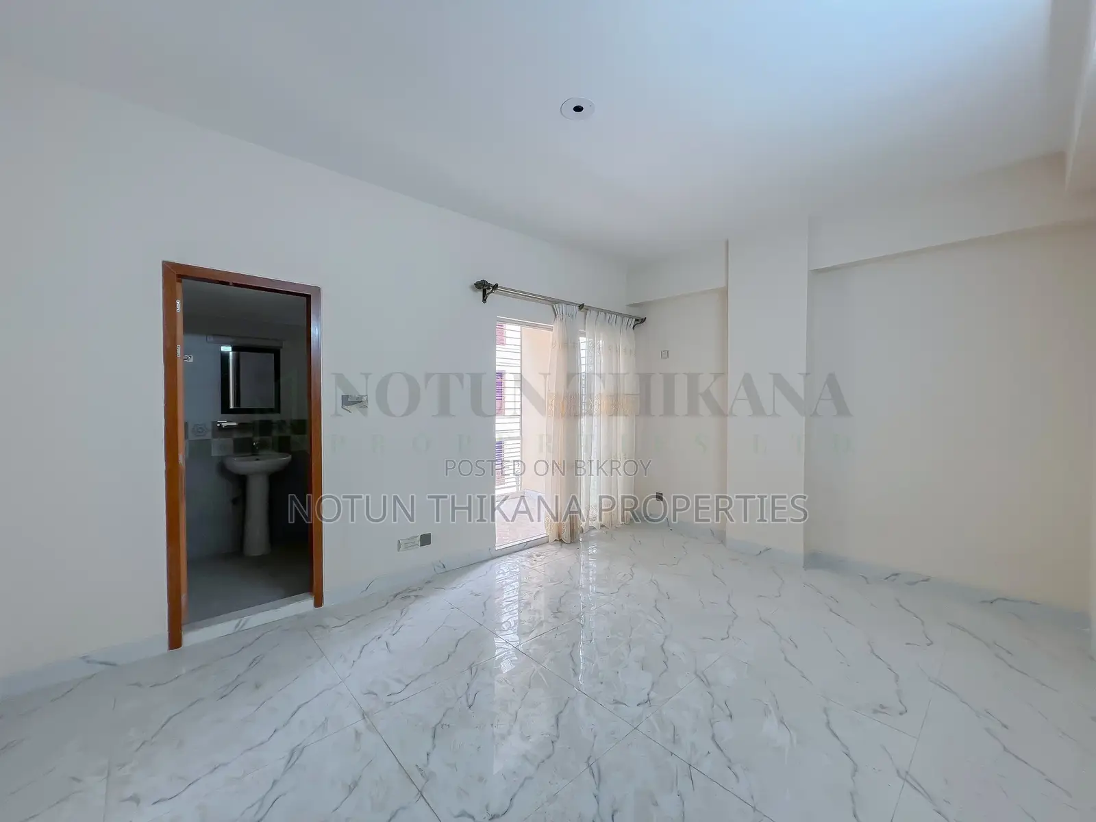 4-Bedroom Apartment in Bashundhara for Rent