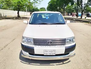 টয়োটা প্রোবক্স ২০১১ সাদা