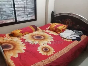Bed 5/6 Feet