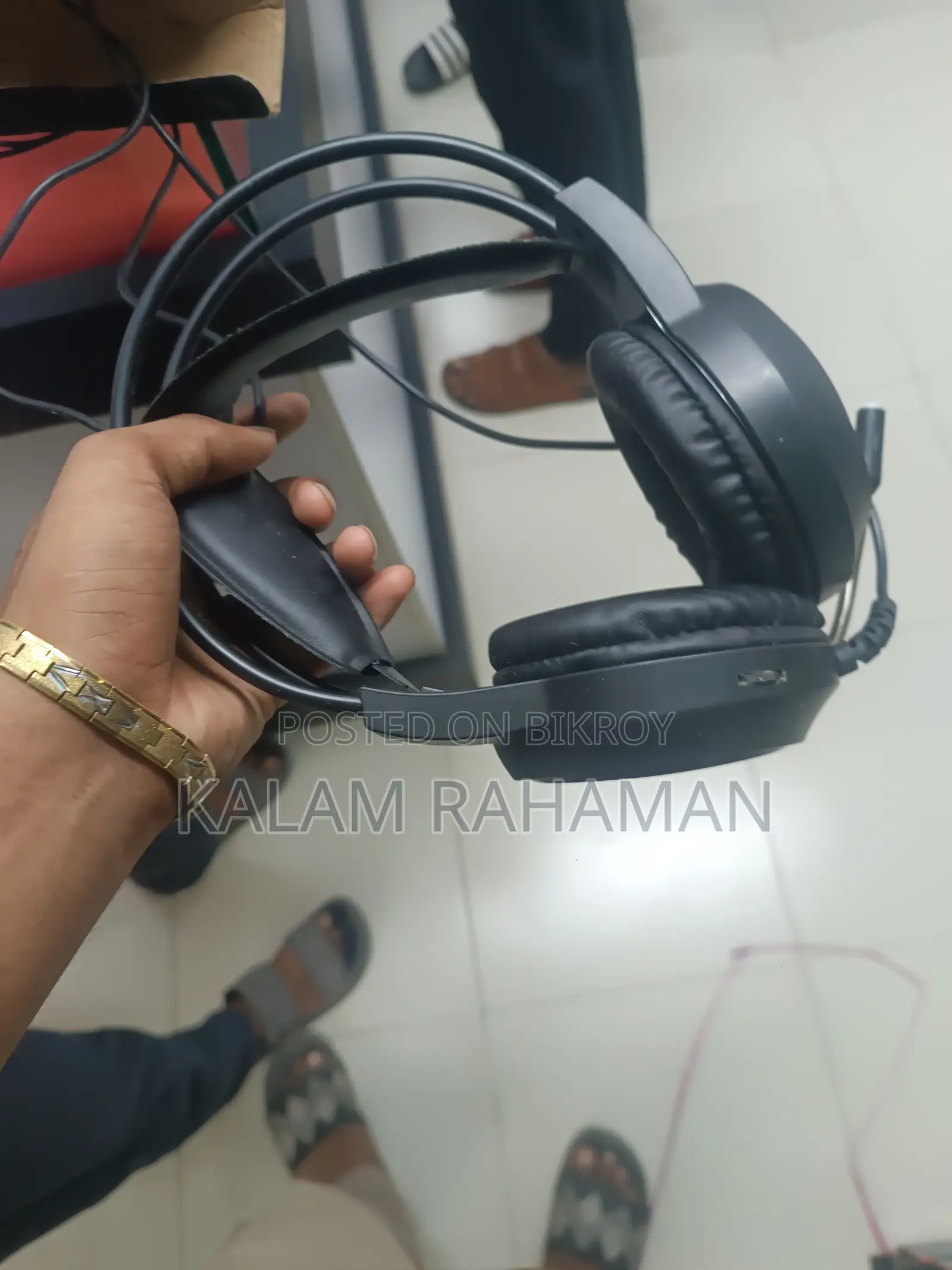 8 Headphones