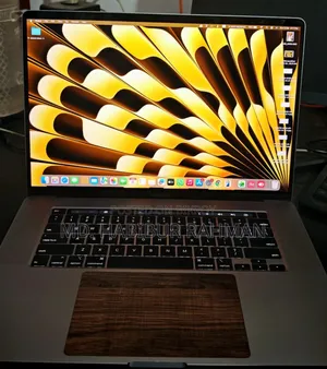 Laptop Apple MacBook 2019 16GB Intel Core I7 SSD 512GB