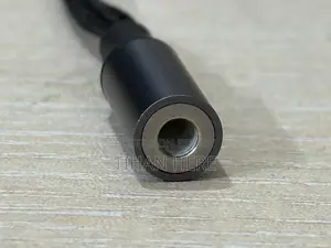 iPhone Lightning Port to 3.5mm Converter | Dongle