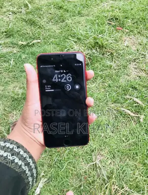 Apple iPhone 8 Plus 64 GB Red