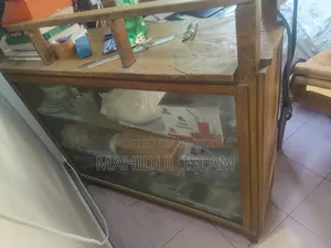 Showcase or Glass Cabinet