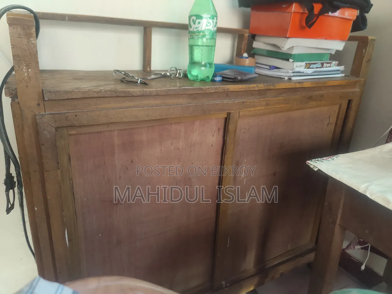Showcase or Glass Cabinet
