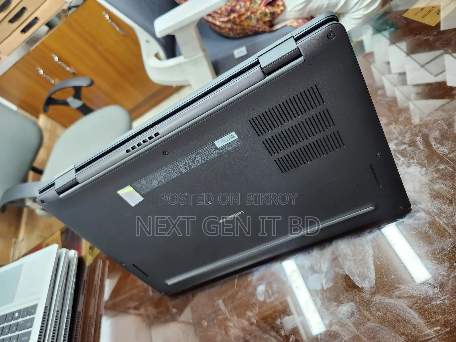 ল্যাপটপ Dell Latitude 7420 ১৬জিবি Intel Core i5 SSD ২৫৬জিবি