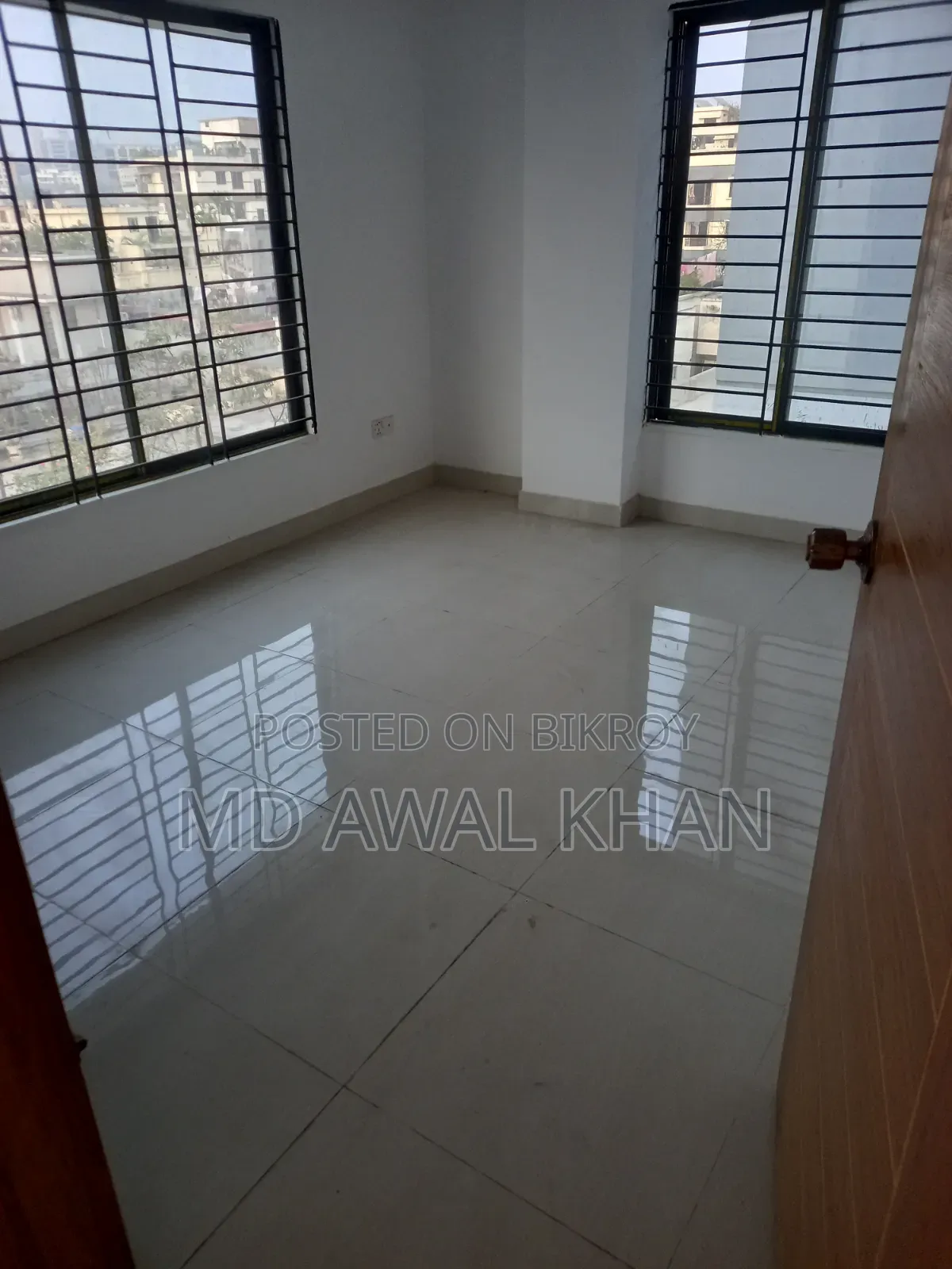 3-Bedroom Apartment in Green Road, Panthapath for sale