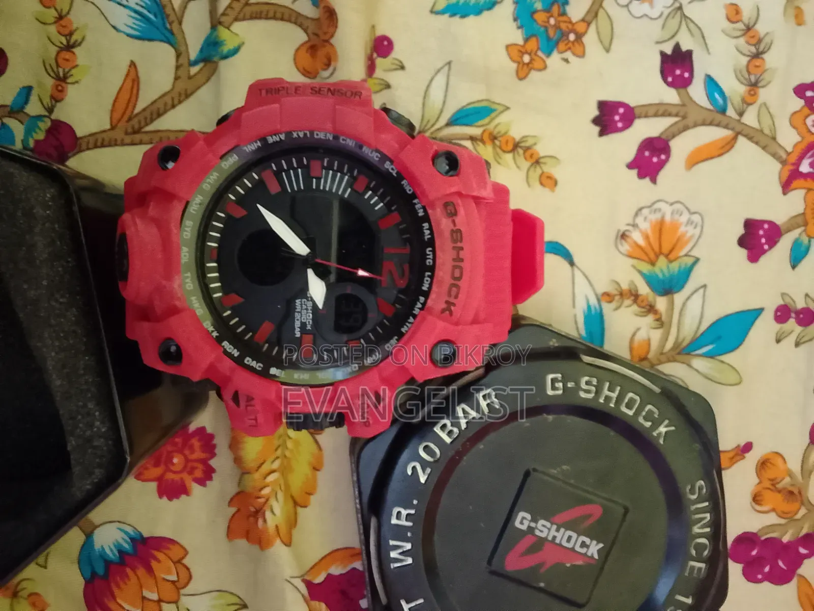American G-Shock Watch (Hardly Used) in-Tact