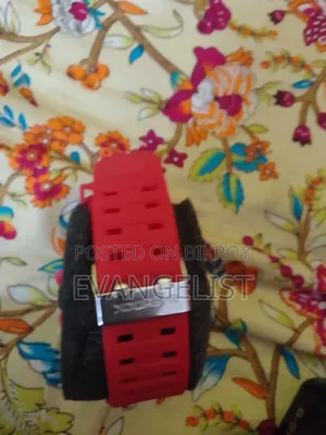 American G-Shock Watch (Hardly Used) in-Tact