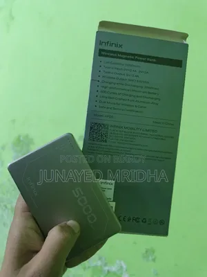 Infinix Wireless Magnetic Power Bank
