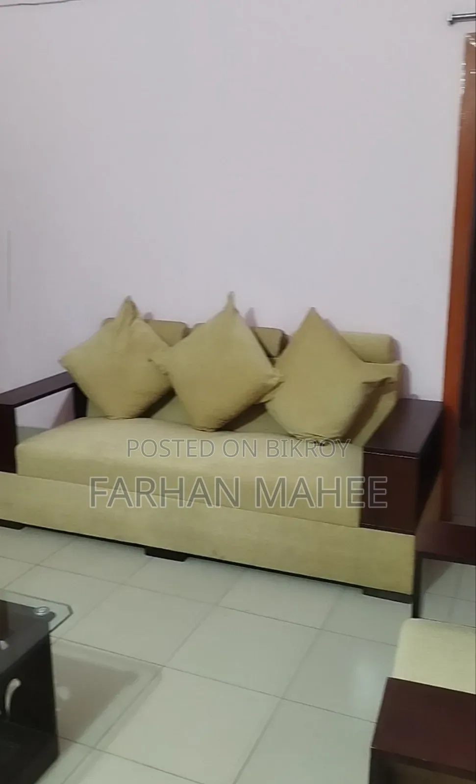 Premium 5-Seater Sofa Set With Tea Table for Sale