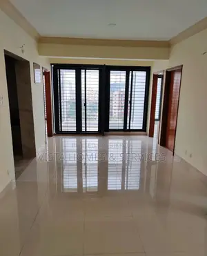 গুলশান-১ এ ভাড়ার জন্য ১৯৫০ বর্গফুটের অফিস/বাসা