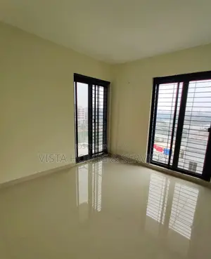 গুলশান-১ এ ভাড়ার জন্য ১৯৫০ বর্গফুটের অফিস/বাসা