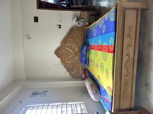 সেগুন কাঠের বিছানা