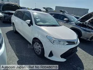 Toyota Corolla Fielder 1.5 Petrol FWD 2021 White
